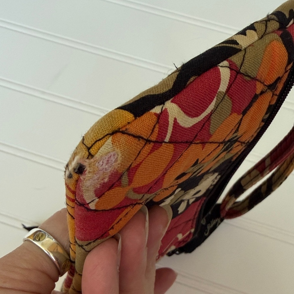 (136)VeraBradley Quilted Floral Wristlet Wallet Red,Orange,Mustard, Black,Cream - Picture 4 of 9